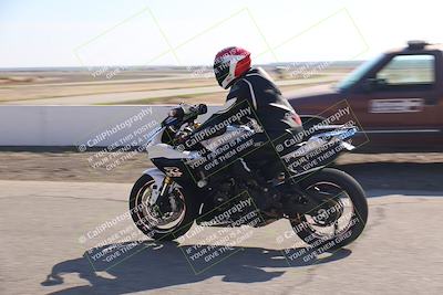 media/Nov-03-2025-Lets Ride (Mon) [[4d74c1c4d3]]/B Group/Grid/